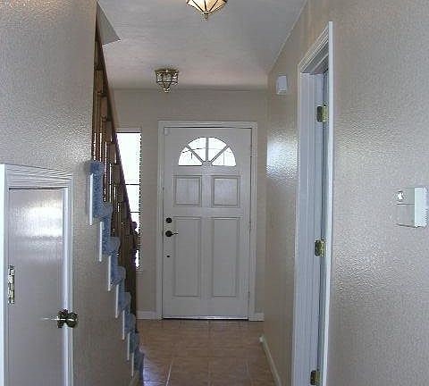 5th image of 705 Alumrock Dr