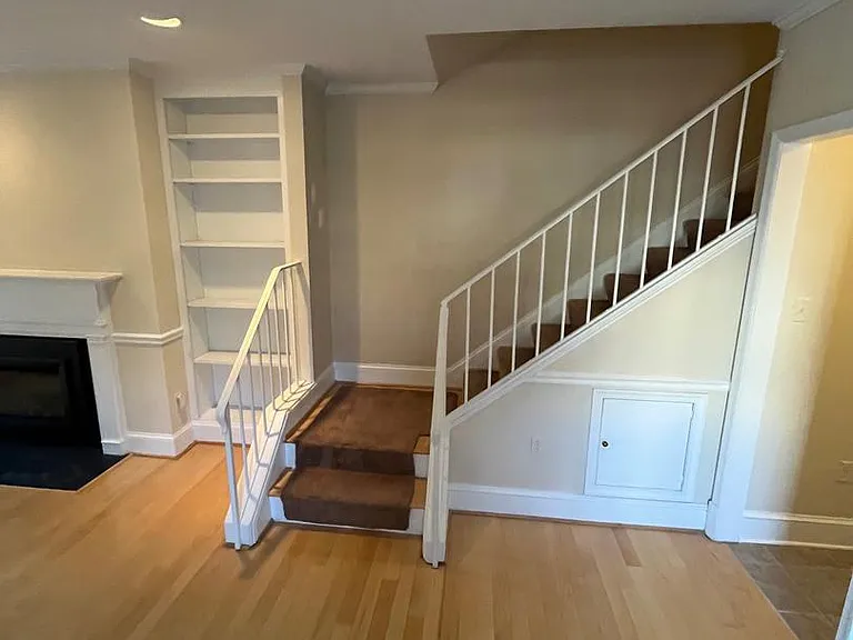 1676 Beekman Pl NW #C — Photo 12