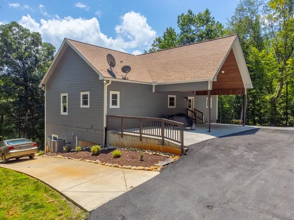 751 Howard Branch Rd, Otto, NC 28763