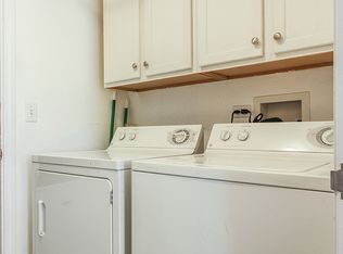 16547 S Windsor Ln, Lockport, IL 60441