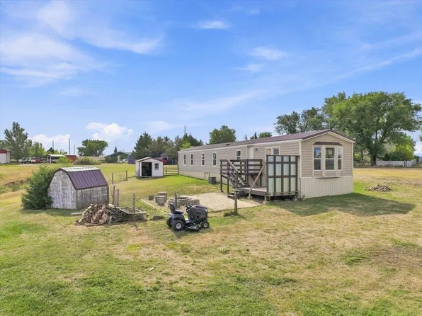 10924 Sourdough Rd, Belle Fourche, SD 57717