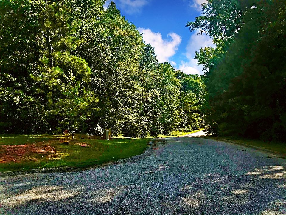 2nd image of 114 Friendfield Ln Lot 6