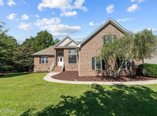 104 Arbon Ln, New Bern, NC 28562