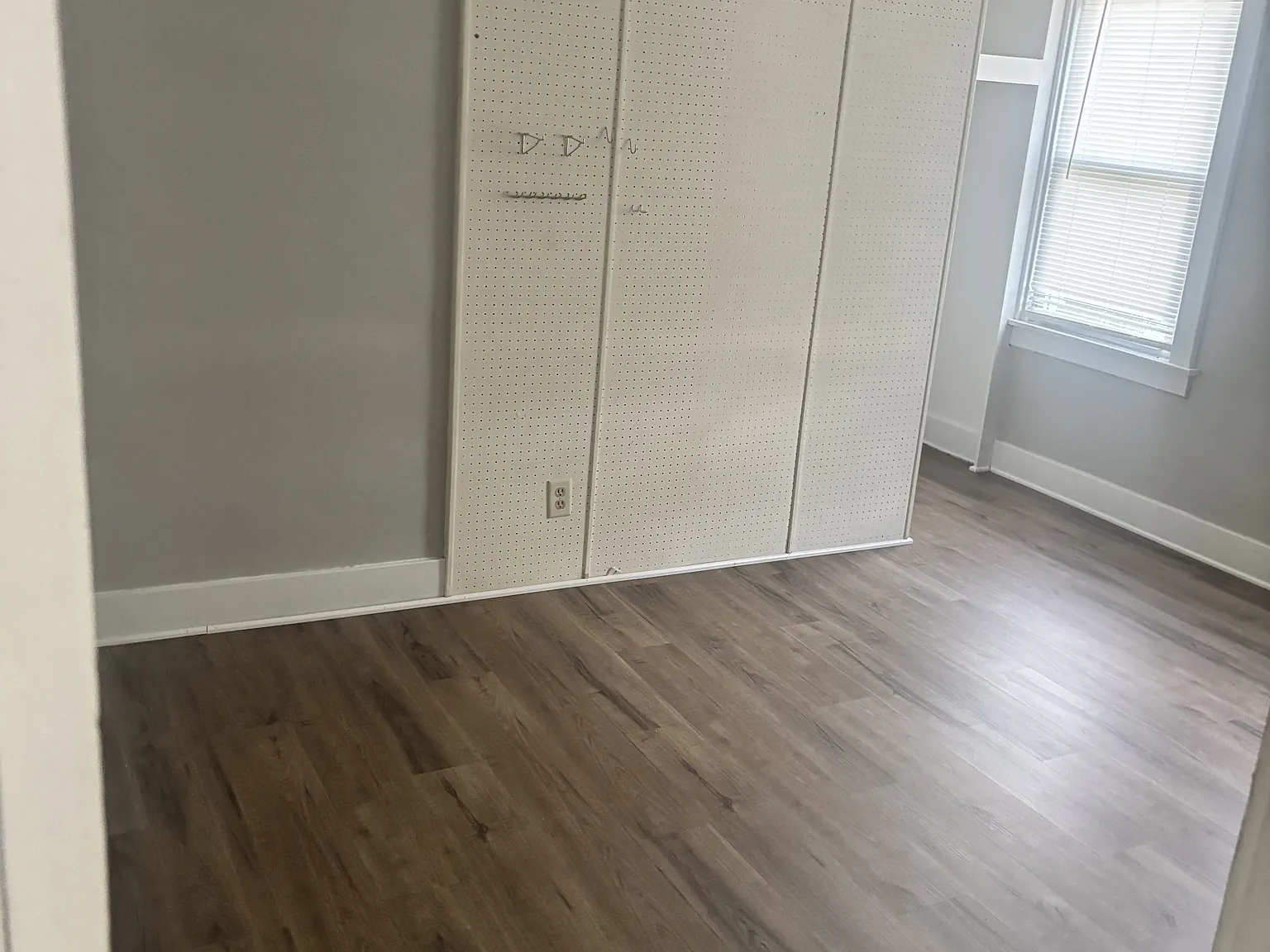 317 Weston - 3 — Photo 1