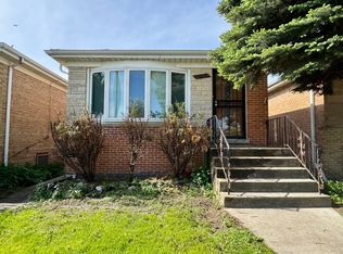 3107 W Howard St, Chicago, IL 60645