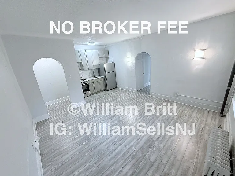 266 Beech St #4 — Photo 1