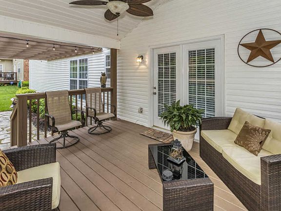 5th image of 8361 Harbor Cove Dr