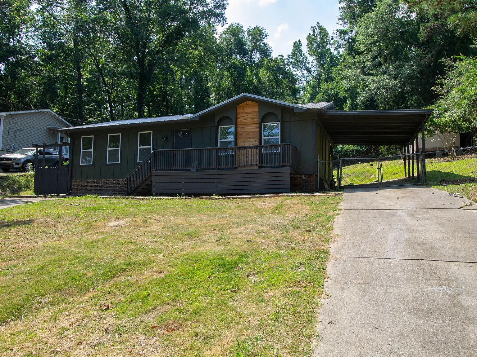 Trussville Home for Rent — Photo 2