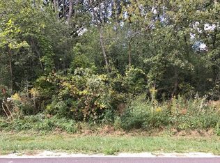 40240 N Dell Dr, Antioch, IL 60002