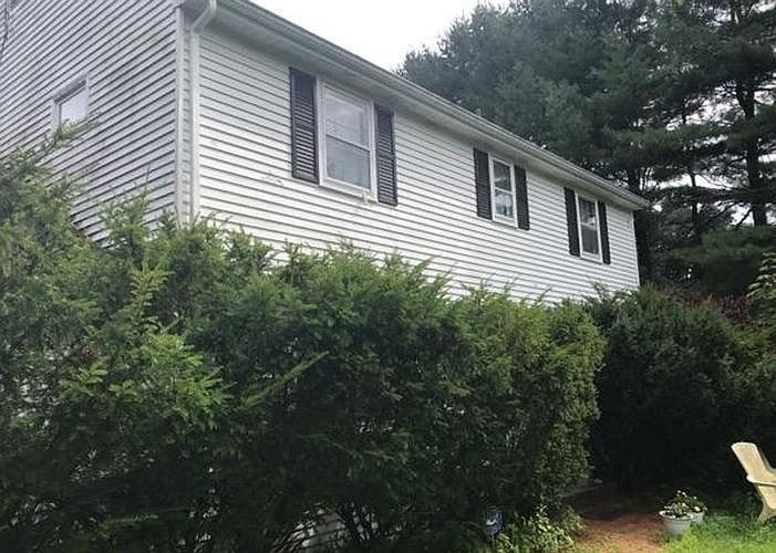 2nd image of 53 Helena Rd