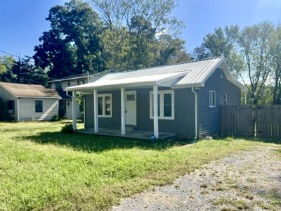 1206 E Lauderdale St, Tullahoma, TN, 37388