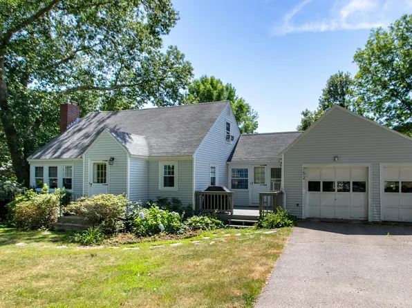 752 Exeter Road, Hampton, NH 03842