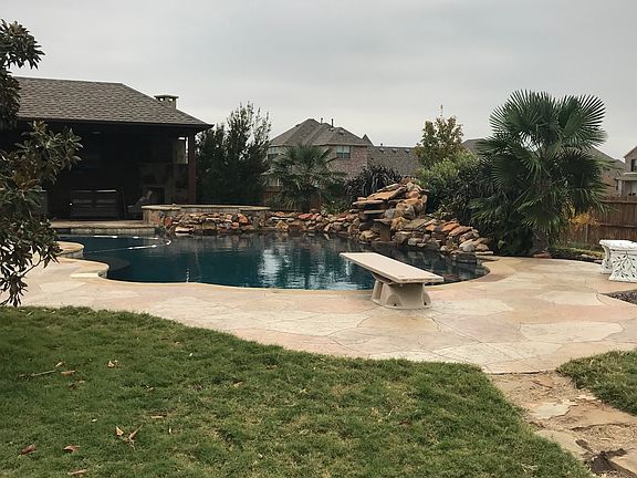 4th image of 1304 Shadow Hills Dr