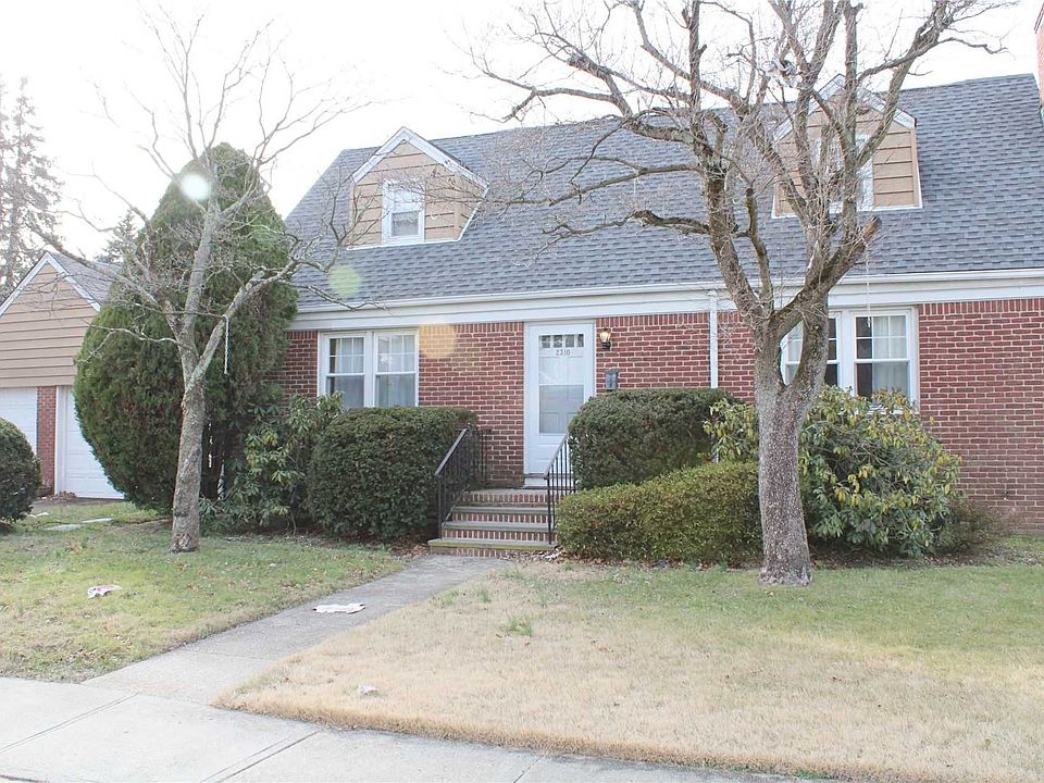 1st image of 2310 Yorktown St