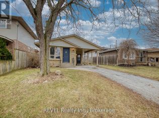 116 Hillview Rd, Saint Catharines, ON L2S3A5