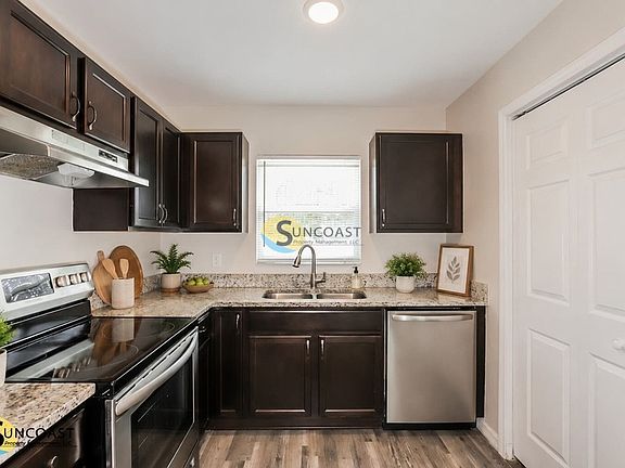 4th image of 8024 Juniper Rd #1