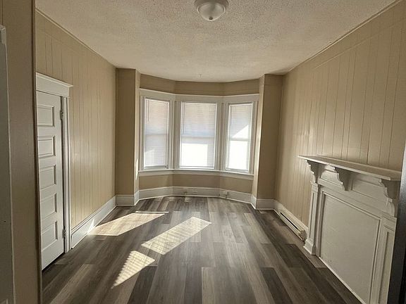 3rd image of 409 S Potomac St #1F