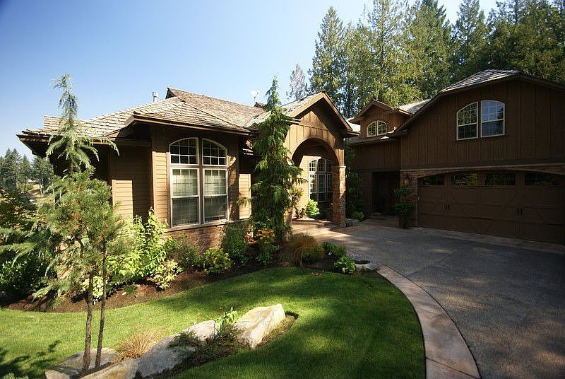 1st image of S Driftwood Dr