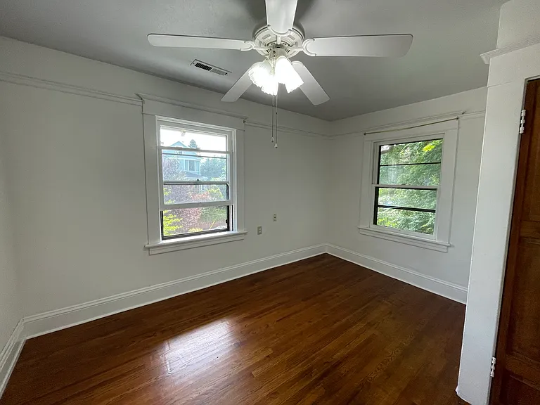 2707 SE 35th Pl #2 — Photo 8