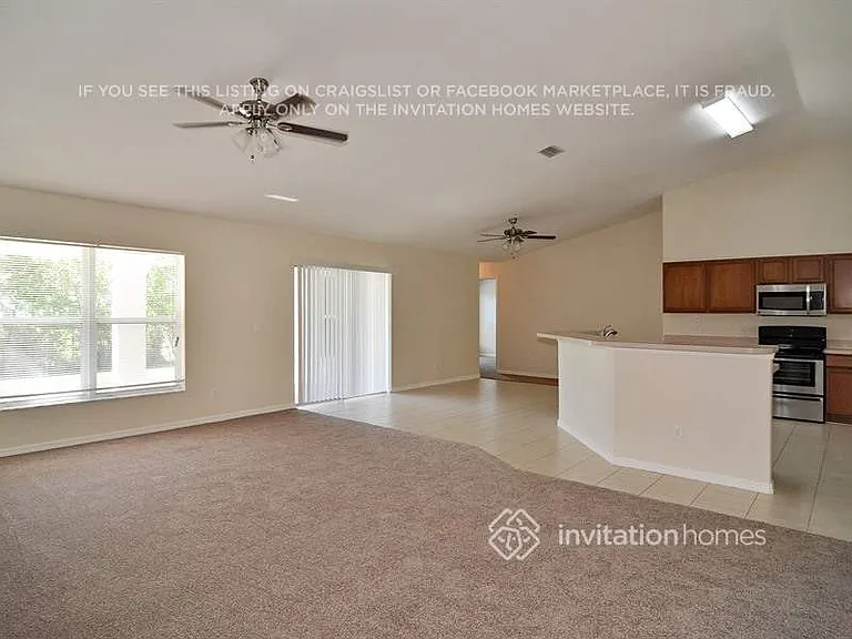 2090 SW Capeador St — Photo 6