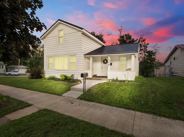 114 N Poplar St, Lagrange, IN 46761