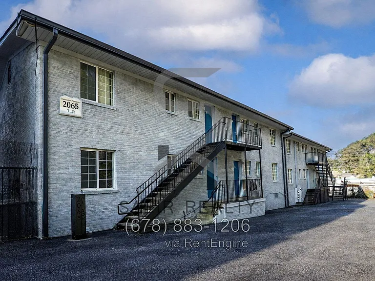 2065 Alison Ct SW #4 — Photo 12