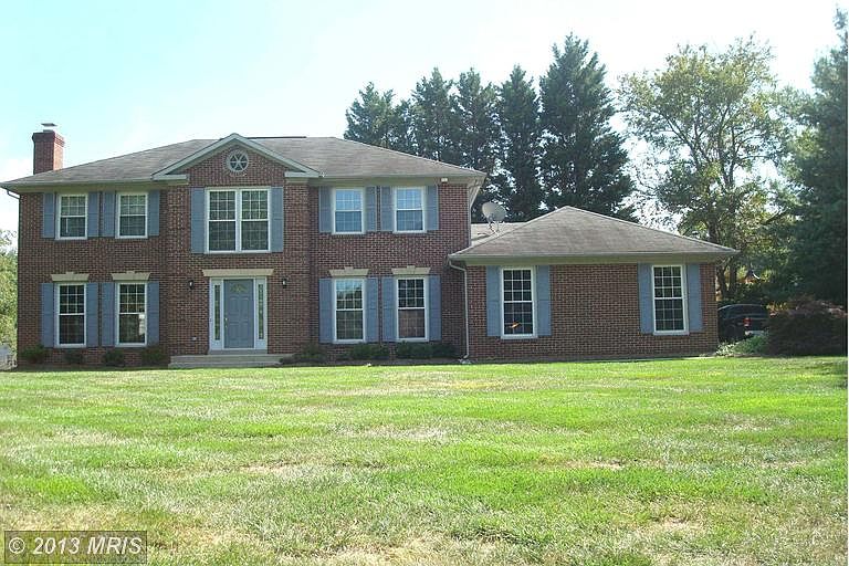 1st image of 12111 Metcalf Cir