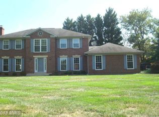 12111 Metcalf Cir, Fairfax, VA 22030
