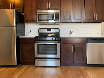 Rented by Hillel Realty Group