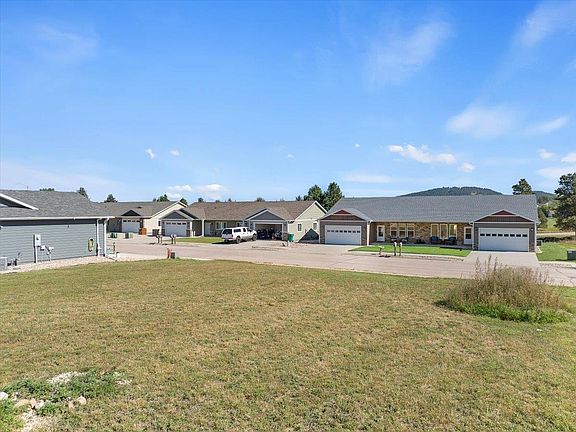 2nd image of 2211 Split Rock Rd