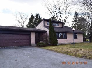 767 Village Blvd S, Baldwinsville, NY 13027