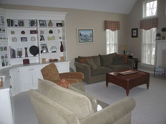 5th image of 2 Sunberry Dr
