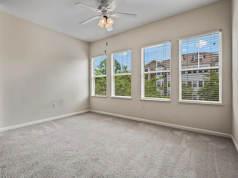 2801 Chancellorsville Dr #1333 — Photo 9