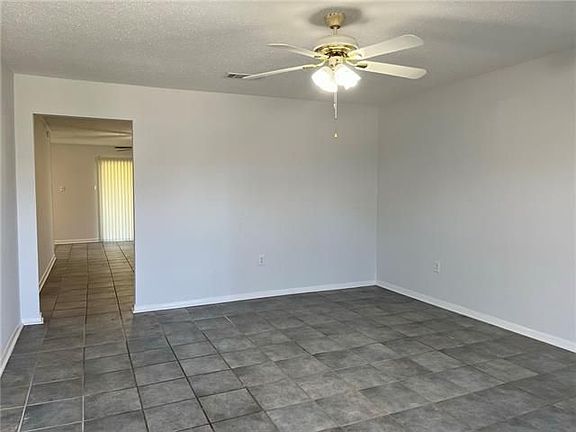 2nd image of 2601 Cascade Dr