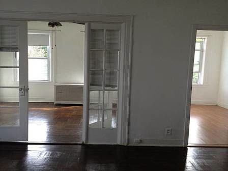 1st image of 2051 35th St