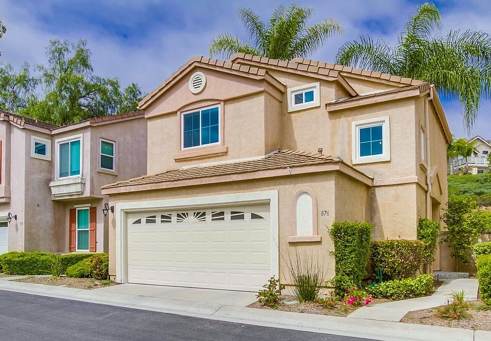 1st image of 876 Wisteria Dr