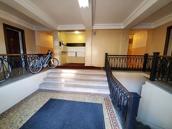 4th image of 2 Maryland Ave APT 17