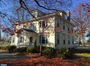 2 Farnsworth Ave, Bordentown, NJ 08505