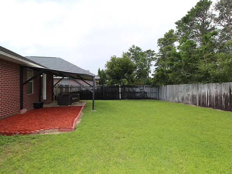 4150 Oak Pointe Dr — Photo 22