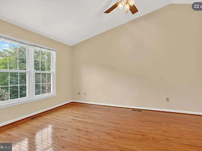 7427 Salford Ct — Photo 22