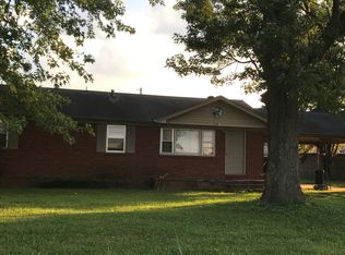 224 Victor Reiter Pkwy, Portland, TN 37148