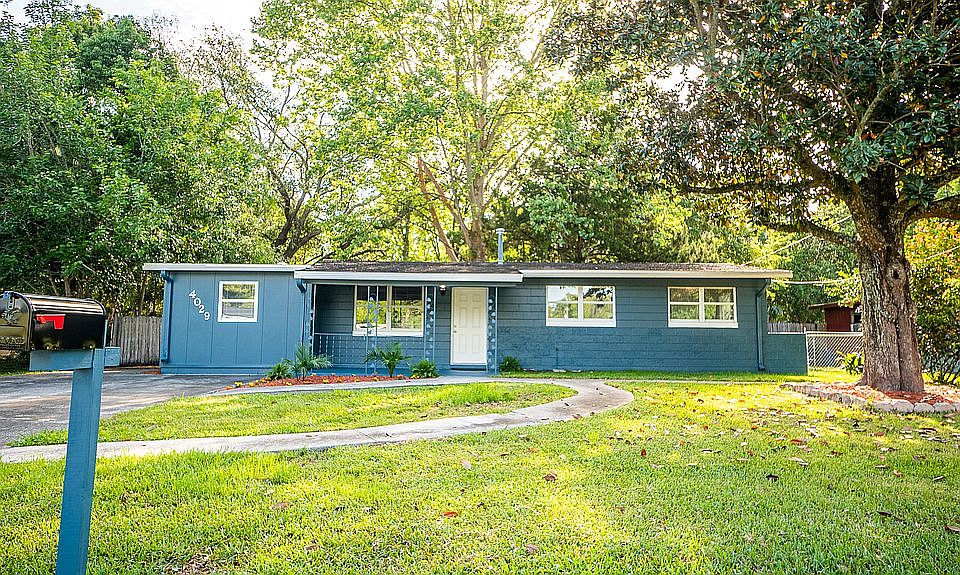 1st image of 4029 Macgregor Dr