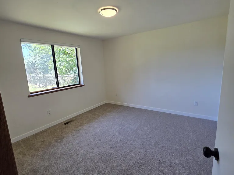14818 Seattle Hill Rd — Photo 12