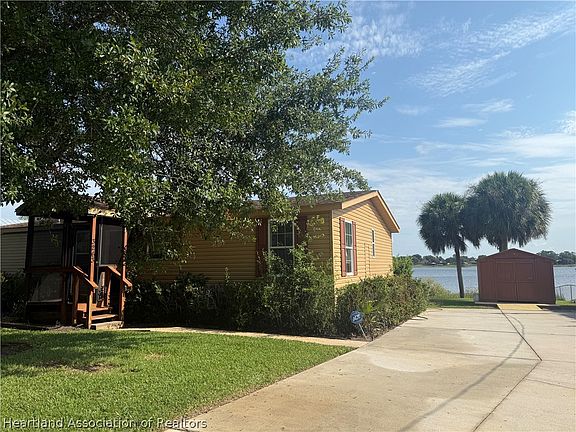 2nd image of 3263 Lake Hill Dr
