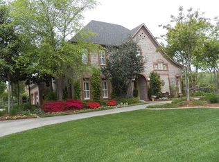 4050 Greenbrier Farm Rd, Winston Salem, NC 27106