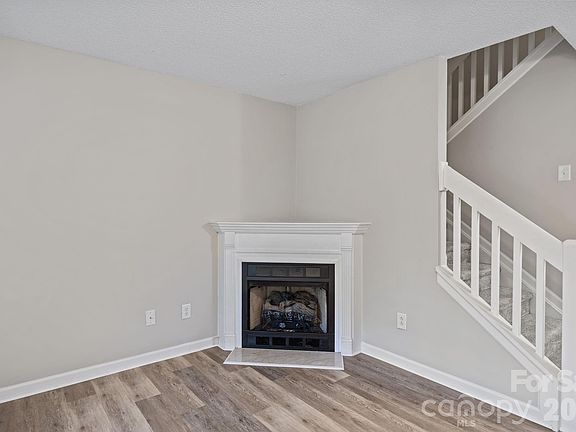 5th image of 11540 Briddle Hall Ct