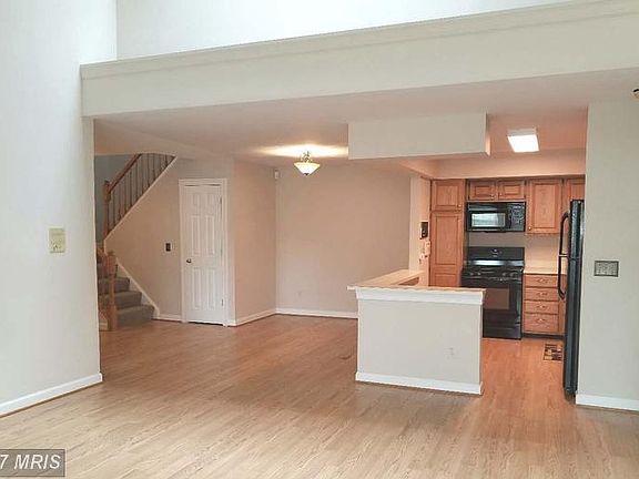 5th image of 11021 Folksie Ct #96
