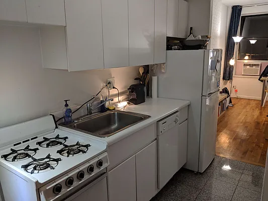 Rented by Owner | media 9