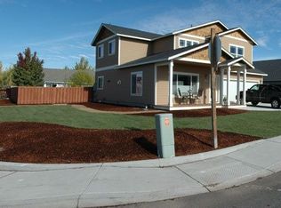 1453 NW Spruce Ave, Redmond, OR 97756