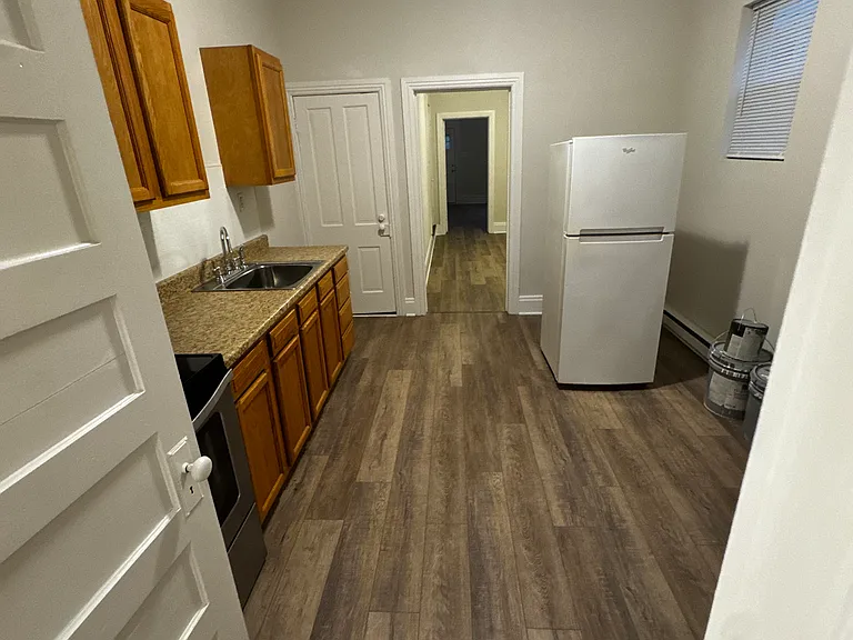425 Carlisle St #425.5-A — Photo 4